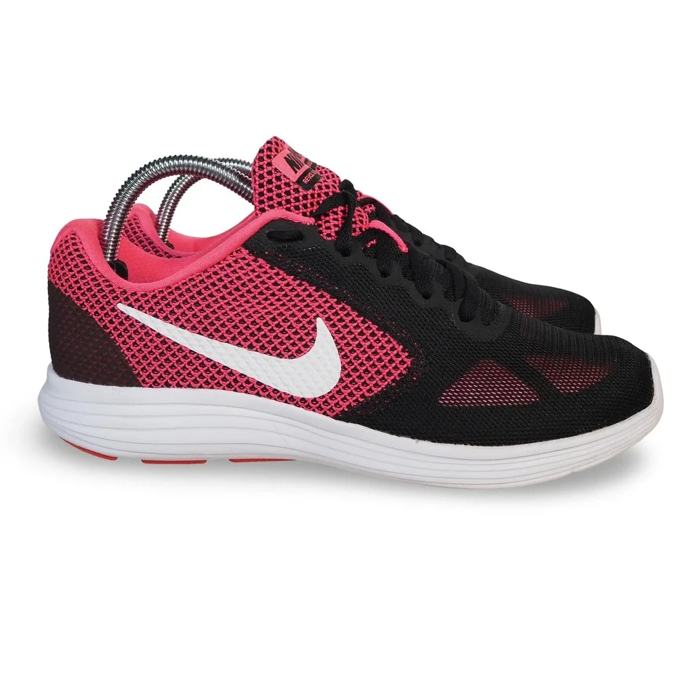 Nike Revolution 3 Performance Running Shoes Womens 9 Hyper Pink Black 819303-600